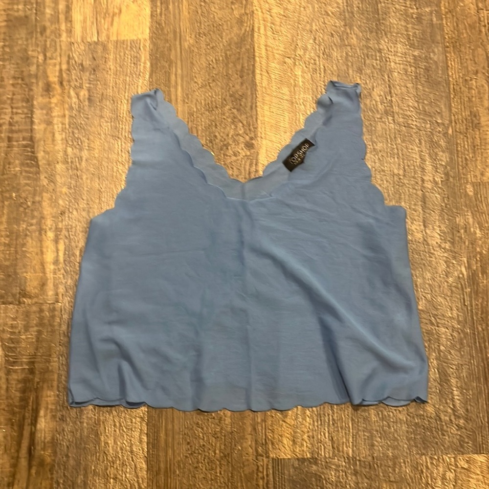 Scalloped crop tank